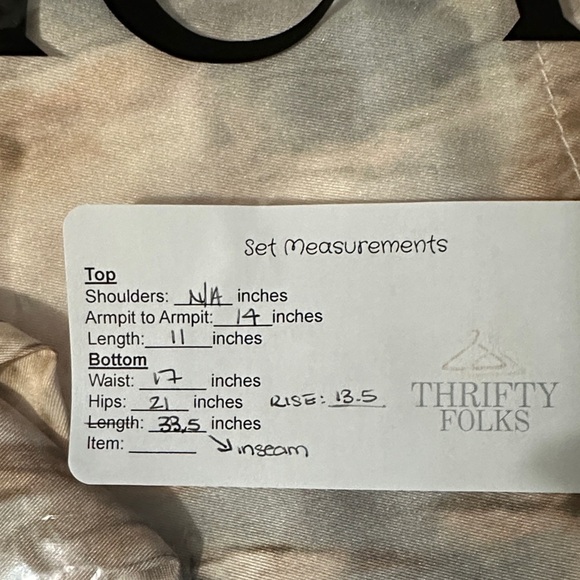 MIcas Women's Gold Woven Crop Top w/High Waisted Marble Print Straight Leg Pant - Picture 10 of 10